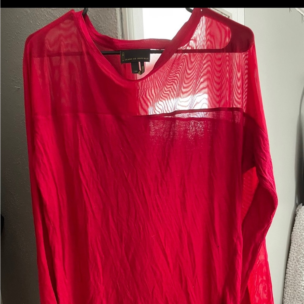 Long sleeve t-shirt